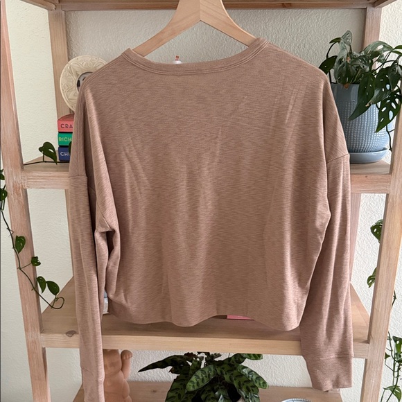 Vuori Women's Brown Long Sleeve Henley Top - Picture 5 of 7